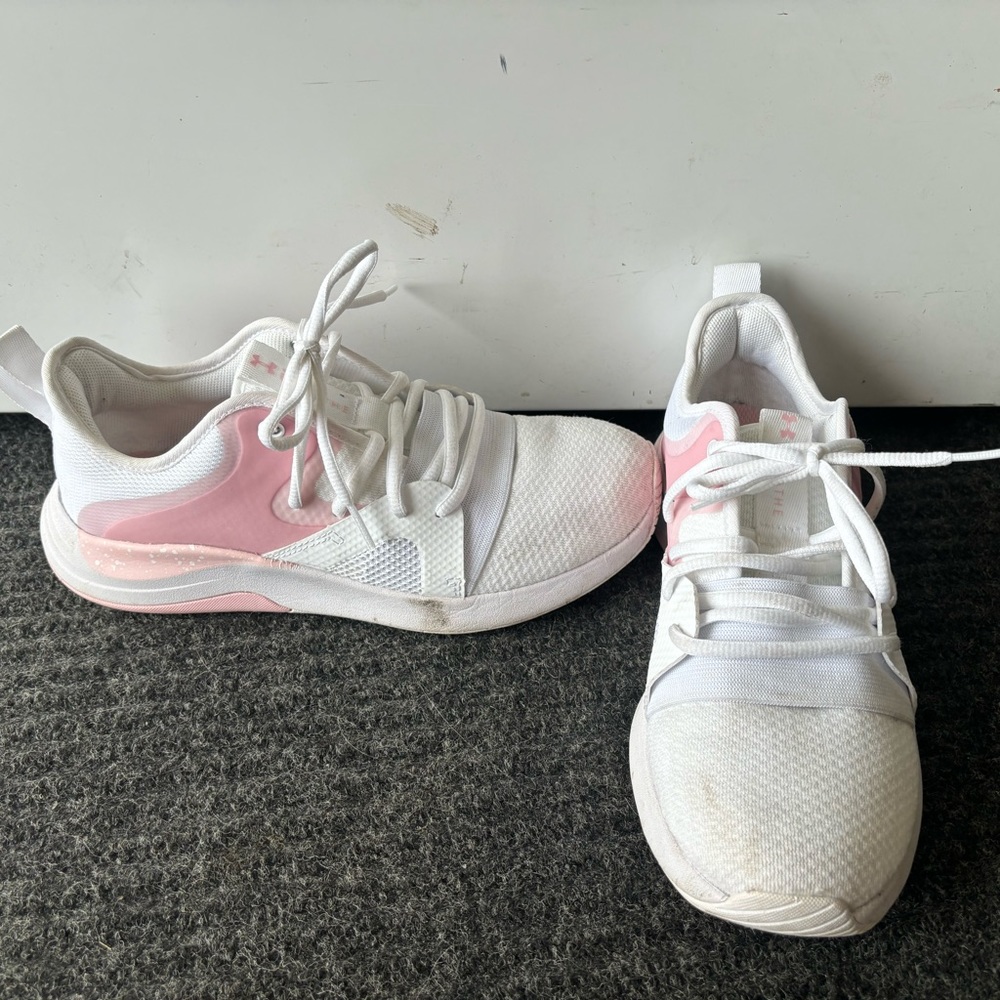 Under armor shoes